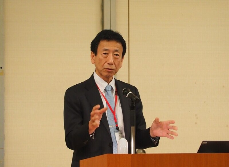 安井利一理事長