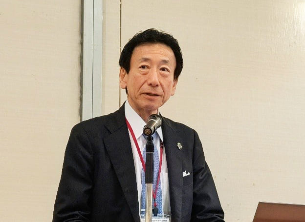 安井利一理事長