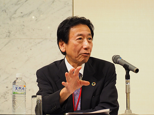 ファシリテーター　安井理事長